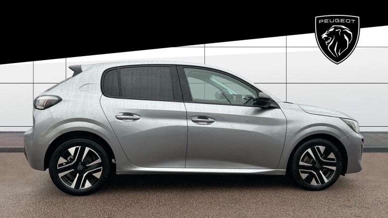 Peugeot 208 1.2 PureTech 100 Allure 5dr Petrol Hatchback